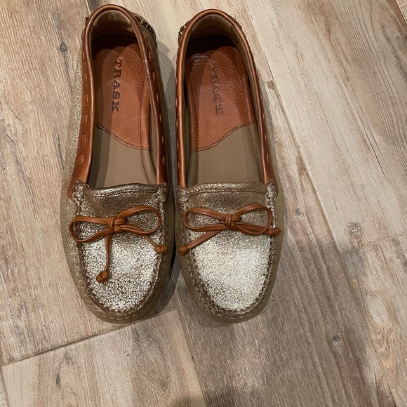 Butter soft kid leather “driving” loafers! - Picture 3 of 5